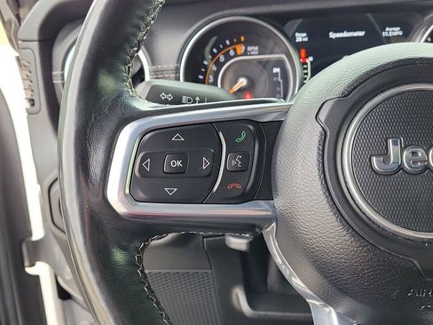 Used 2021 Jeep Wrangler Unlimited Sahara image 25