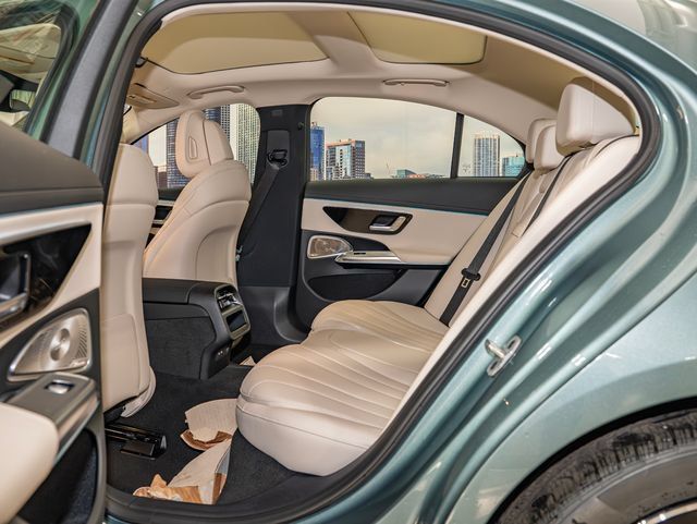Used 2026 Mercedes-Benz E 450 4MATIC Sedan image 22