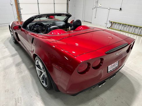 Used 2010 Chevrolet Corvette Grand Sport w/ Preferred Equipment Group image 22