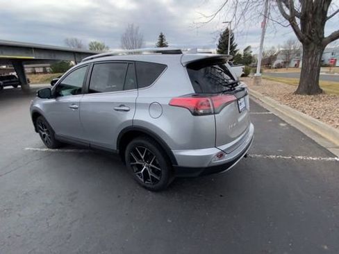 Used 2016 Toyota RAV4 SE image 7