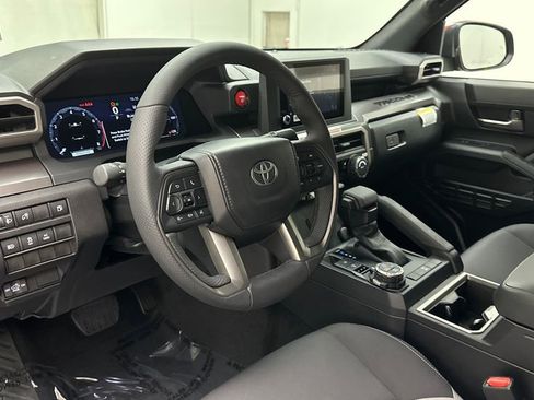 New 2025 Toyota Tacoma TRD Off-Road AWD/4WD image 21