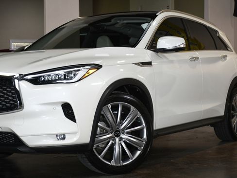Used 2022 INFINITI QX50 Sensory w/ Cargo Package image 54