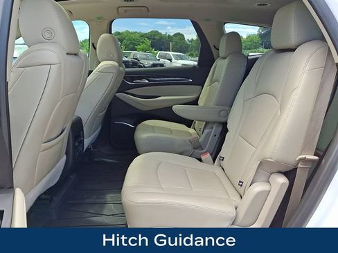 Used 2021 Buick Enclave Essence w/ Sound and Sites Package AWD/4WD image 18