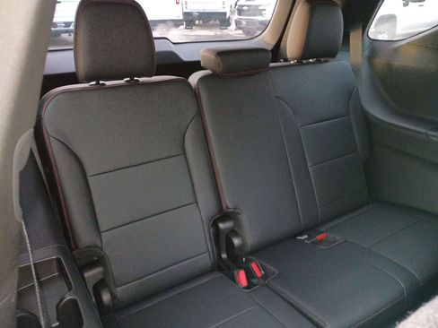 New 2026 Chevrolet Traverse RS image 15