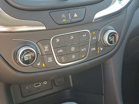 Certified 2022 Chevrolet Equinox LT image 15