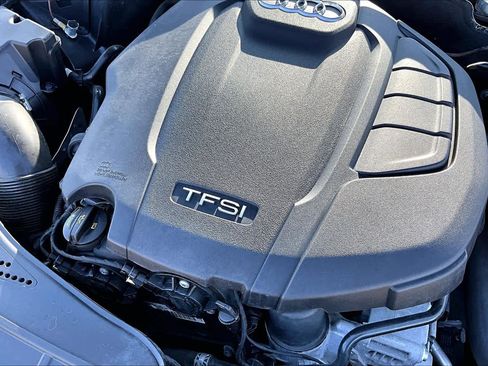 Used 2018 Audi A4 2.0T Premium w/ Convenience Package image 31