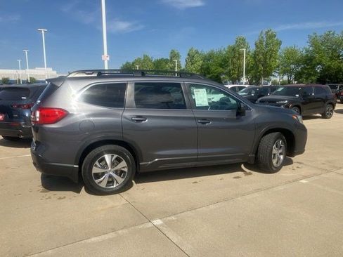 Used 2020 Subaru Ascent Premium w/ Convenience Package AWD/4WD image 6