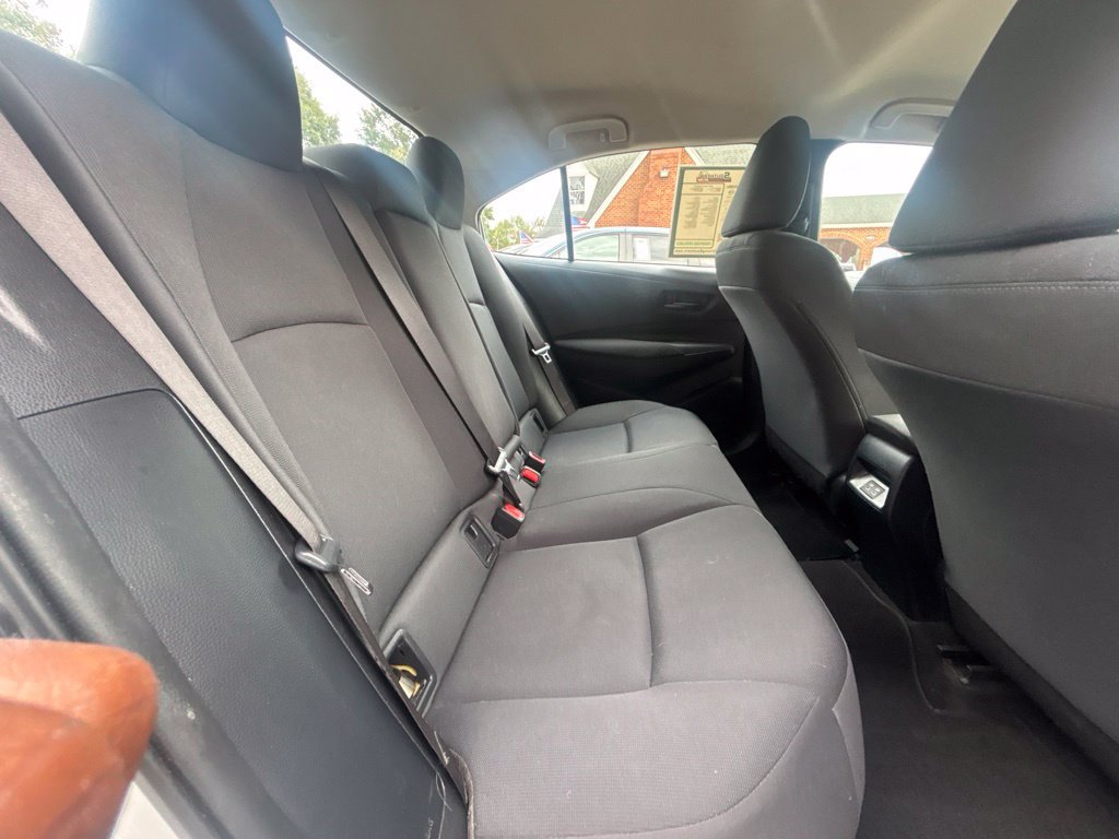 Used 2023 Toyota Corolla LE FWD image 17