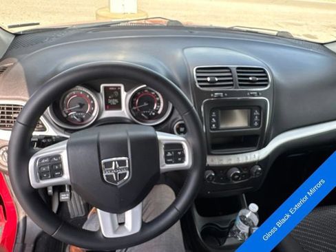 Used 2018 Dodge Journey SXT w/ Blacktop Package FWD image 13