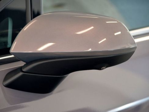 Used 2025 Chevrolet Equinox EV LT w/ Convenience Package FWD image 12