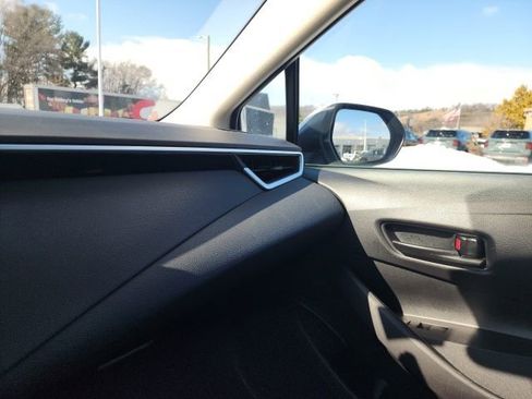 Certified 2024 Toyota Corolla LE image 23