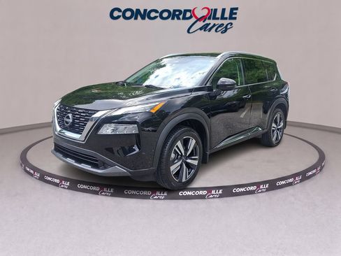 Used 2023 Nissan Rogue SL w/ SL Premium Package AWD/4WD image 3