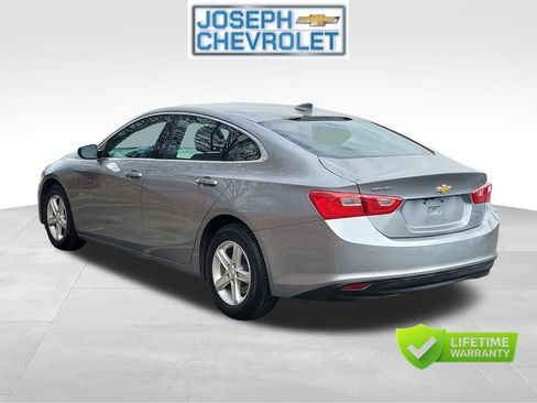 Used 2024 Chevrolet Malibu LT FWD image 3