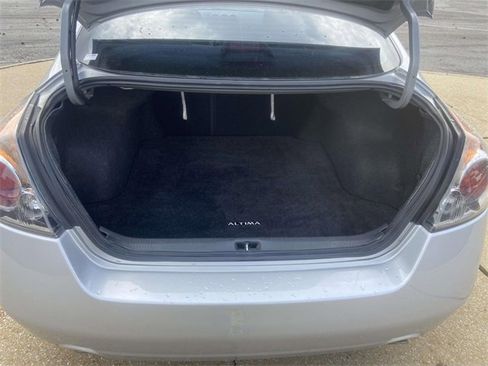 Used 2011 Nissan Altima 2.5 S w/ Convenience Pkg image 8