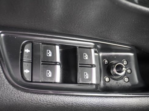 Used 2017 Audi Q7 2.0T Premium AWD/4WD image 38