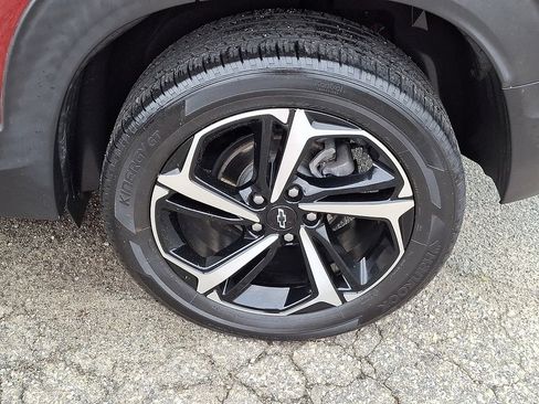 Used 2023 Chevrolet TrailBlazer RS AWD/4WD image 12