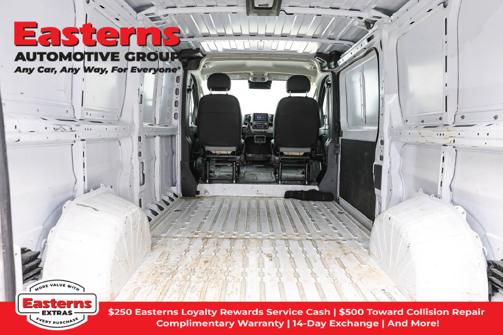 Used 2025 RAM ProMaster 2500 w/ Convenience Group FWD image 10