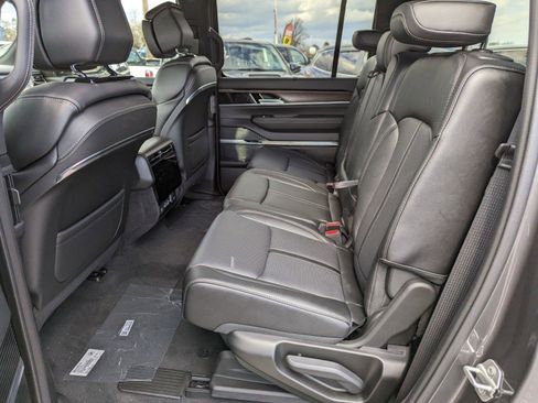 New 2024 Jeep Grand Wagoneer Series I w/ Convenience Group III image 14