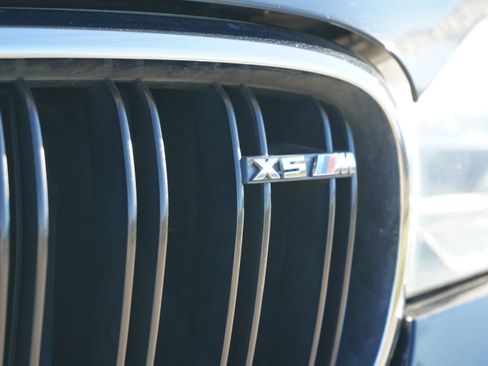 Used 2017 BMW X5 M image 7