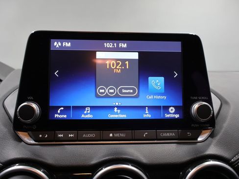 Used 2025 Nissan Sentra SV FWD image 24