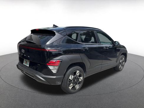 Used 2025 Hyundai Kona SEL AWD/4WD image 8