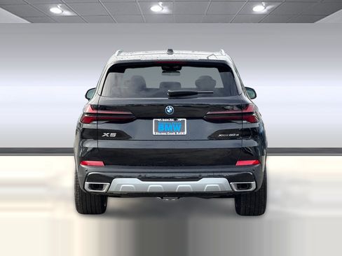 New 2026 BMW X5 xDrive50e AWD/4WD image 10