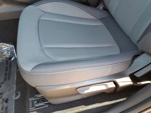 Certified 2024 Subaru Crosstrek 2.0i image 32