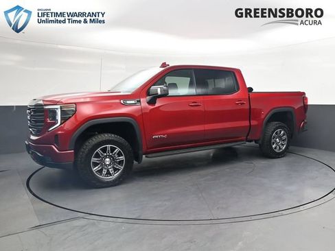Used 2024 GMC Sierra 1500 AT4 w/ Technology Package AWD/4WD image 12
