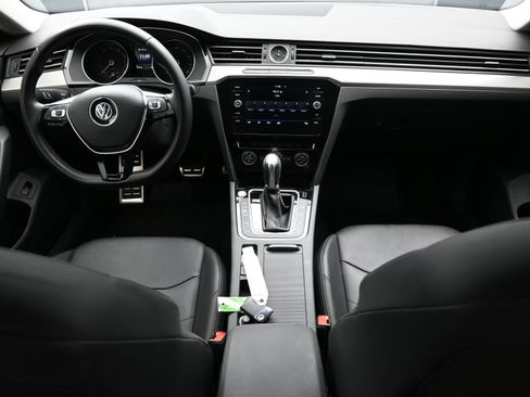 Used 2019 Volkswagen Arteon SE FWD image 14