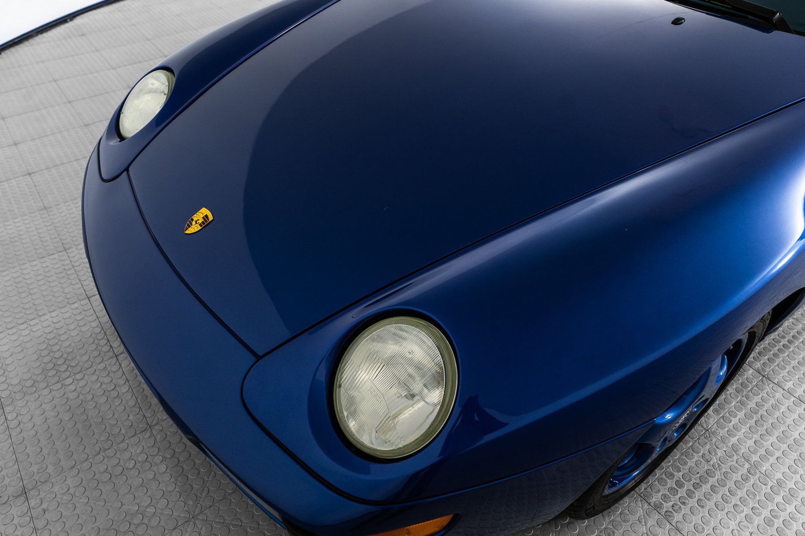 Used 1992 Porsche 968 Cabriolet RWD image 17