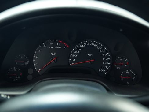 Used 1997 Chevrolet Corvette Coupe w/ Memory Pkg image 35