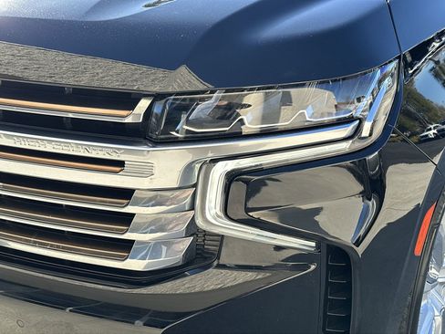 Used 2022 Chevrolet Tahoe High Country image 11