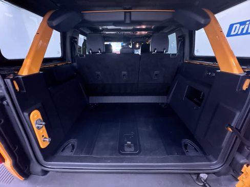 Used 2022 Ford Bronco Badlands image 39