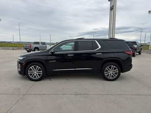 Used 2023 Chevrolet Traverse High Country AWD/4WD image 2