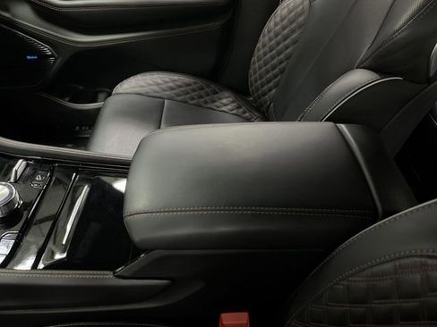 Used 2025 Jeep Grand Cherokee L Summit image 23