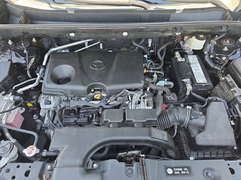 Used 2020 Toyota RAV4 LE w/ All Weather Liner Package FWD image 28