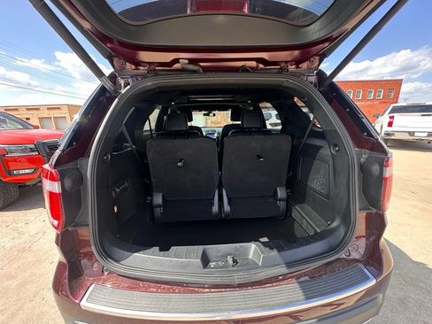 Used 2019 Ford Explorer Platinum AWD/4WD image 5