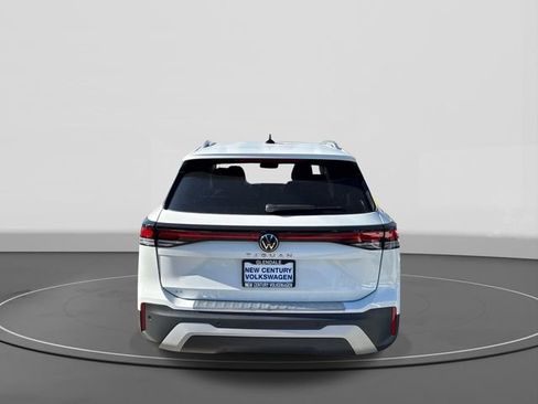 New 2026 Volkswagen Tiguan SE AWD/4WD image 4