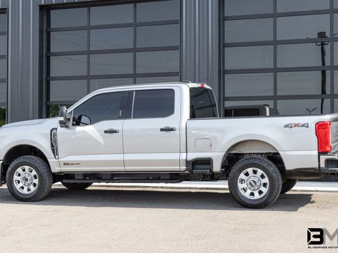Used 2024 Ford F250 XLT AWD/4WD image 5