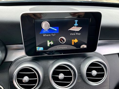 Used 2017 Mercedes-Benz C 300 Sedan image 31