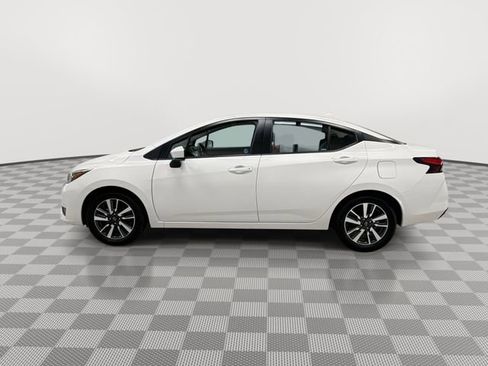 Used 2025 Nissan Versa SV FWD image 6