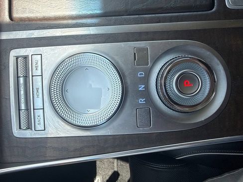 Used 2021 Genesis GV80 3.5T w/ Advanced Package 06 AWD/4WD image 28