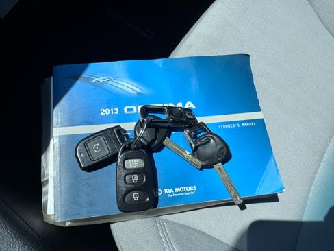 Used 2013 Kia Optima LX FWD image 20