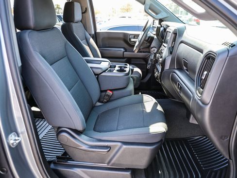 Used 2021 Chevrolet Silverado 1500 Custom Trail Boss w/ Safety Confidence Package AWD/4WD image 7
