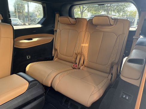 Used 2025 Jeep Grand Cherokee L Summit image 32