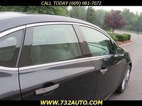 Used 2013 Buick Verano Convenience FWD image 20