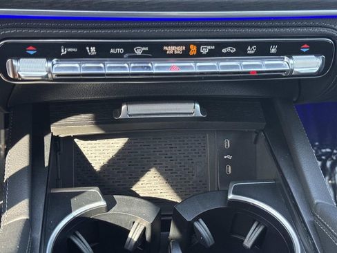 Used 2025 Mercedes-Benz GLE 450e 4MATIC image 23