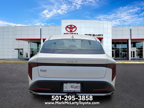 Used 2025 Kia K4 FWD image 4