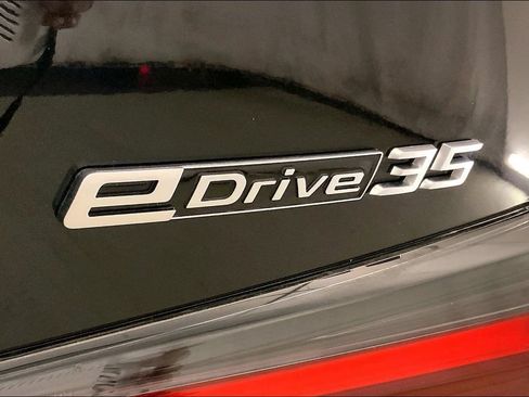 Certified 2023 BMW i4 eDrive35 RWD image 29