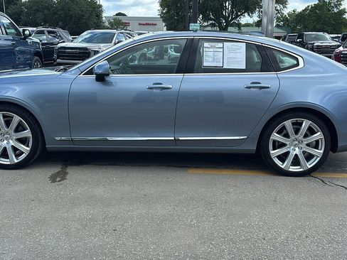 Used 2017 Volvo S90 T6 Inscription w/ Vision Package AWD/4WD image 4